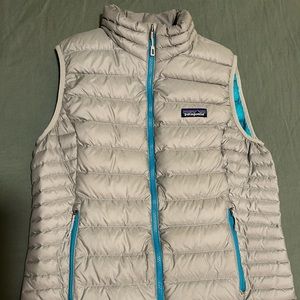 Patagonia Down Vest. Womens Medium. Excellent used condition.